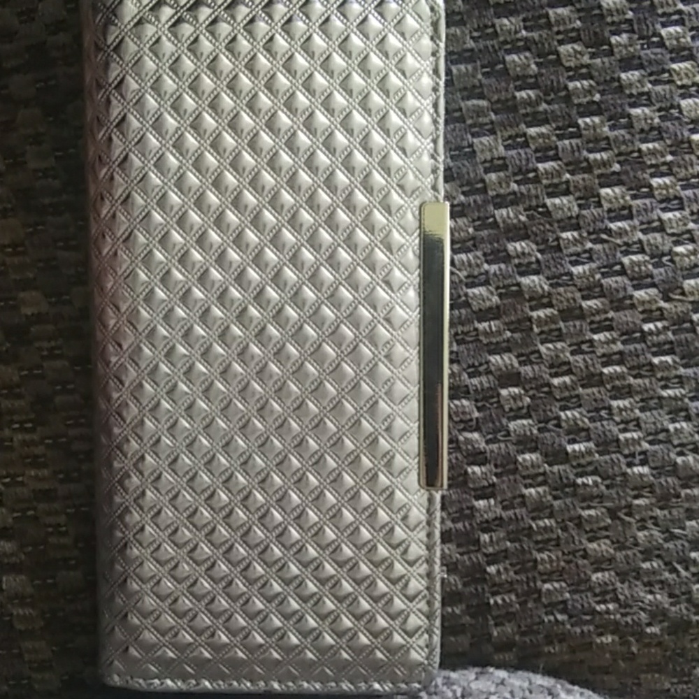 Wallet - Picture 3 of 3
